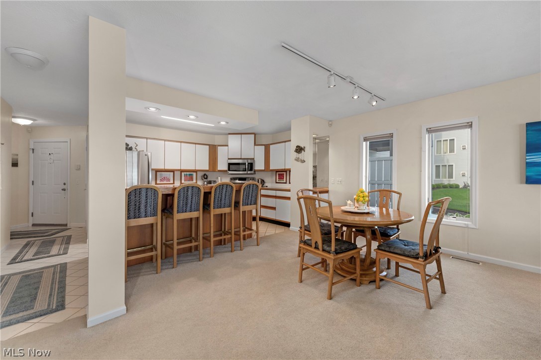 215 Grand Harbour Vermilion OH 44089