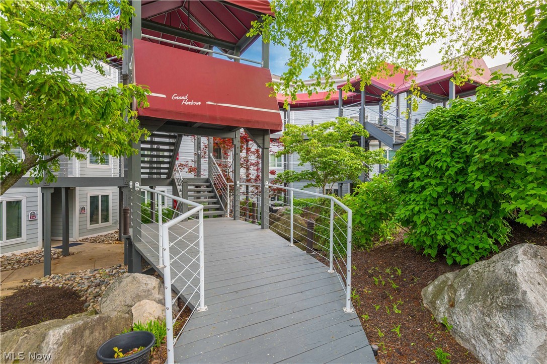215 Grand Harbour Vermilion OH 44089