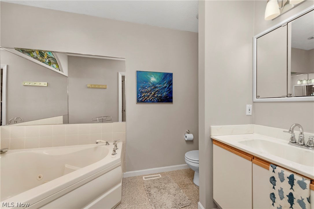 215 Grand Harbour Vermilion OH 44089