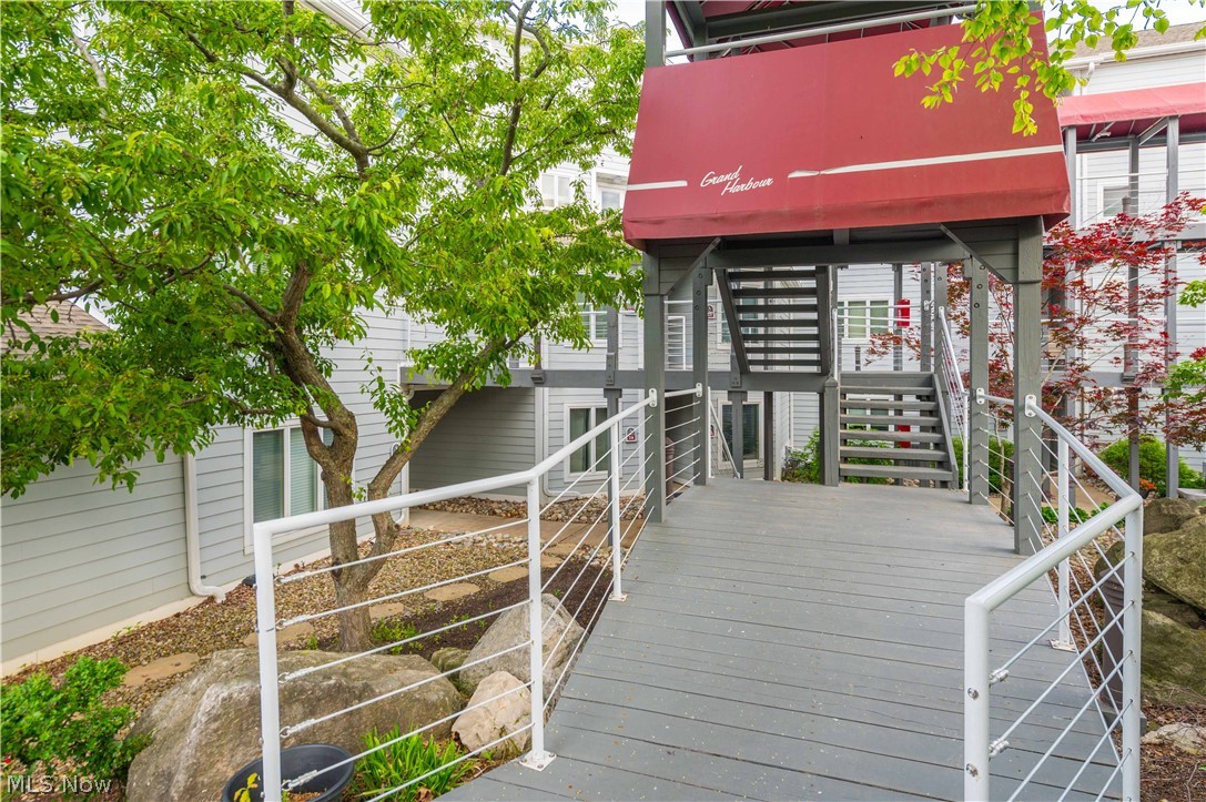 215 Grand Harbour Vermilion OH 44089