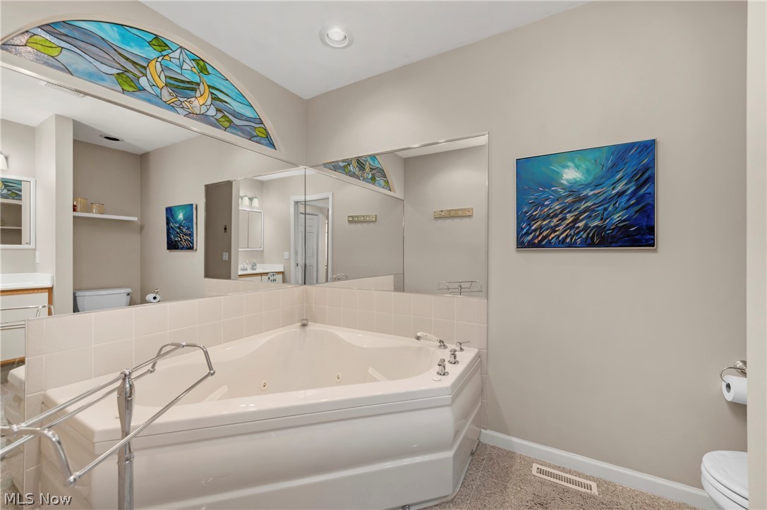 215 Grand Harbour Vermilion OH 44089