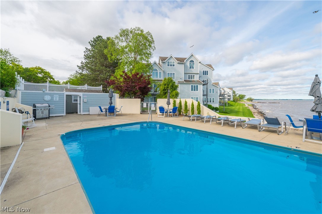 215 Grand Harbour Vermilion OH 44089