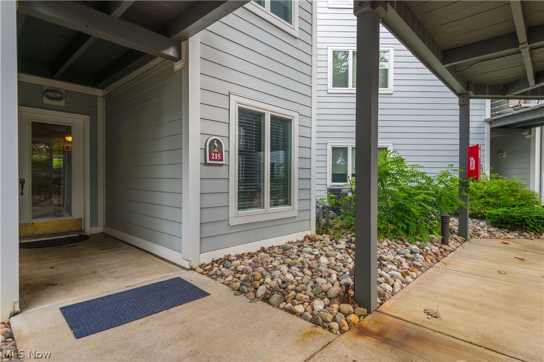 215 Grand Harbour Vermilion OH 44089