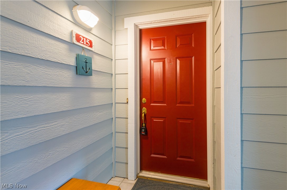 215 Grand Harbour Vermilion OH 44089