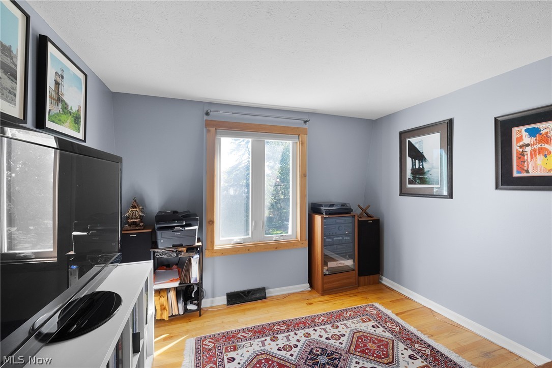 8532 Tanglewood Trail Chagrin Falls OH 44023