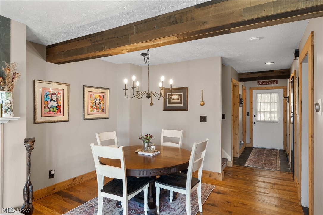 8532 Tanglewood Trail Chagrin Falls OH 44023
