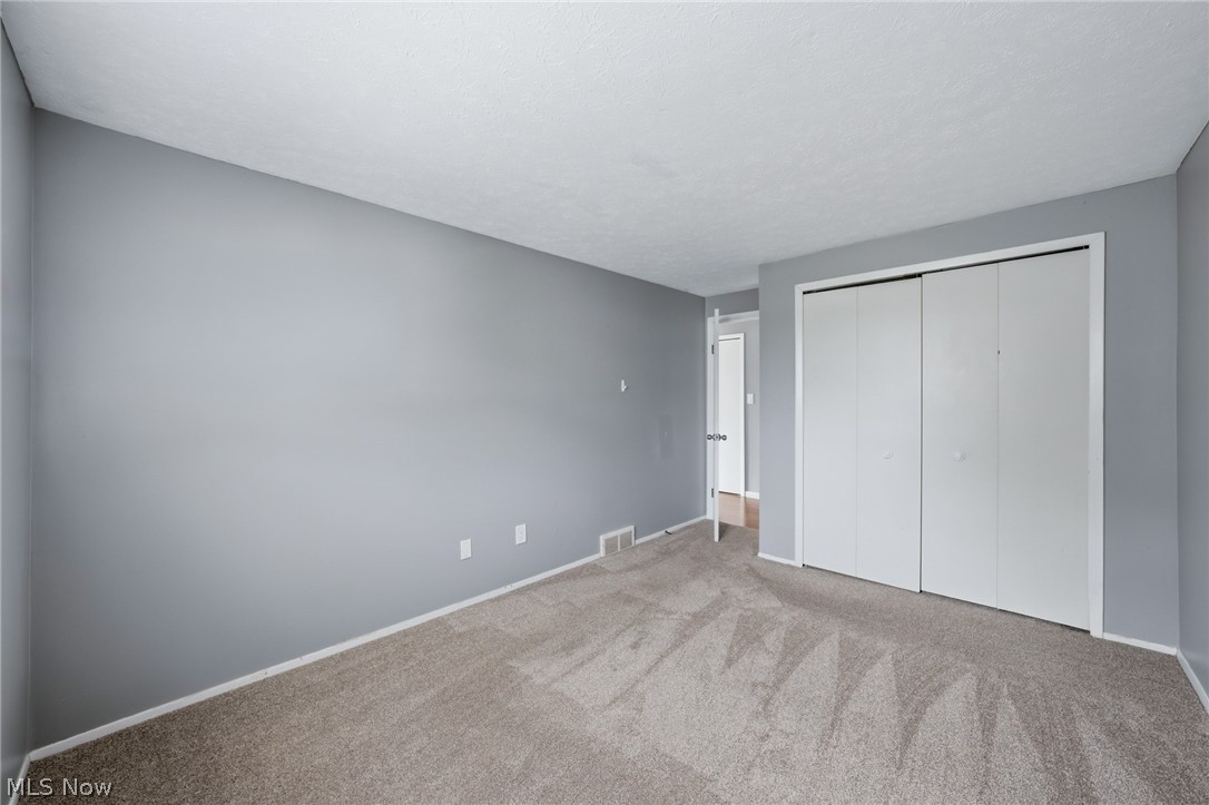 32726 Washington Court Solon OH 44139