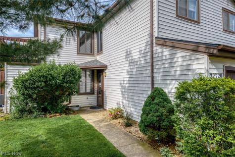32726 Washington Court Solon OH 44139