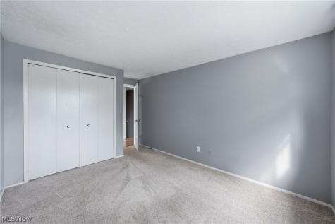 32726 Washington Court Solon OH 44139
