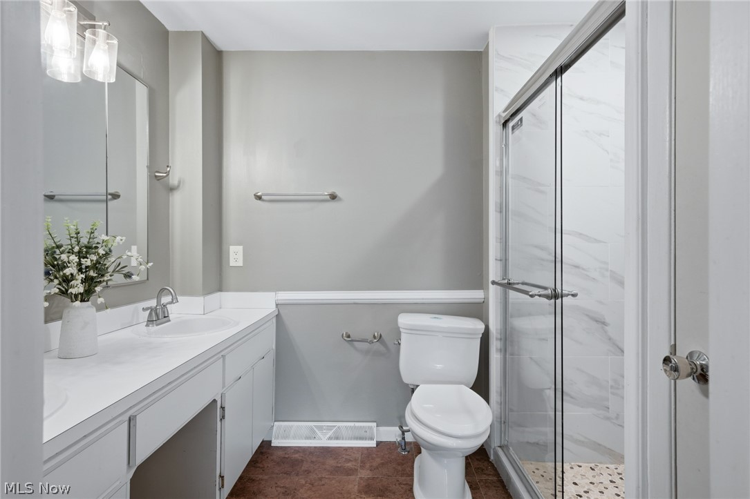 32726 Washington Court Solon OH 44139