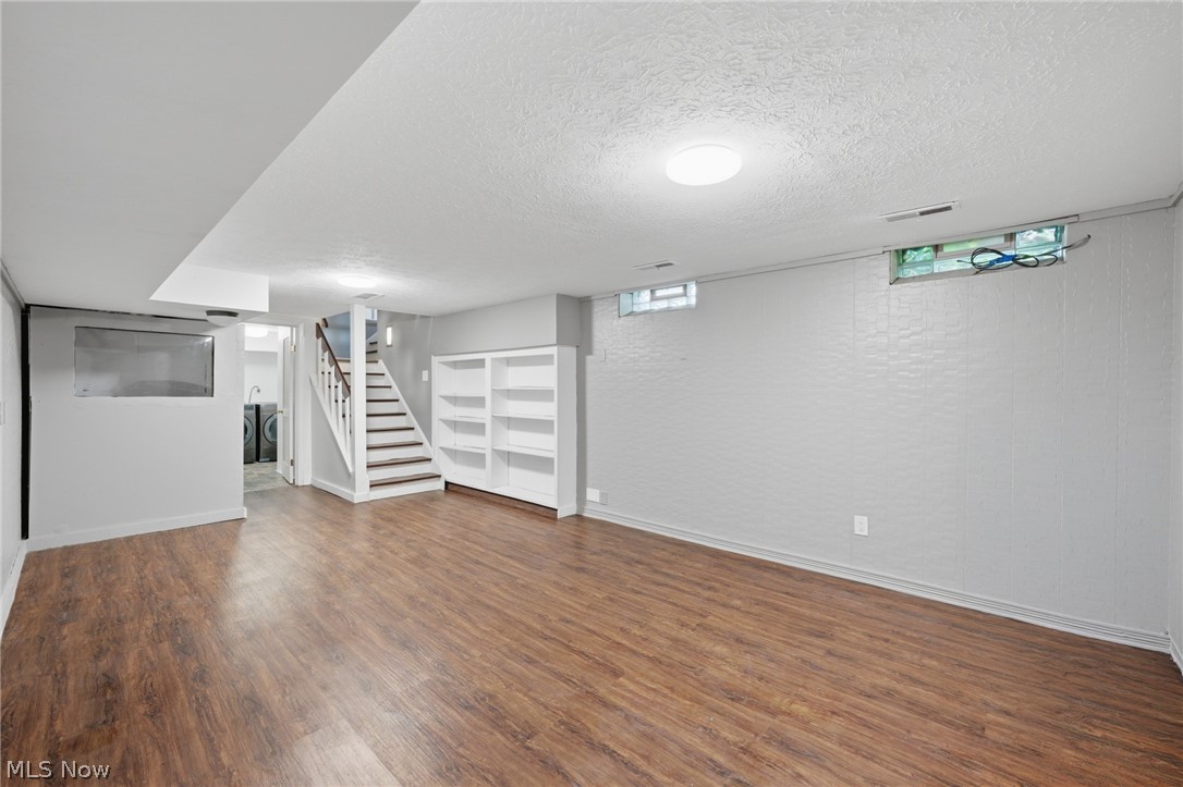 32726 Washington Court Solon OH 44139