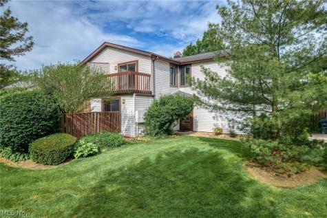 32726 Washington Court Solon OH 44139