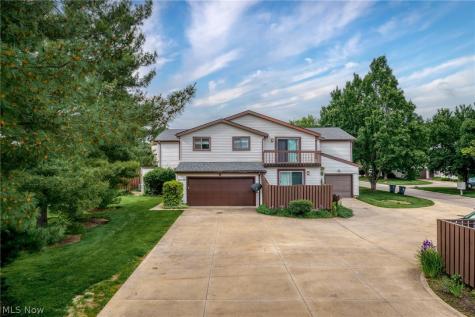 32726 Washington Court Solon OH 44139
