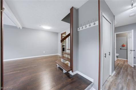 32726 Washington Court Solon OH 44139