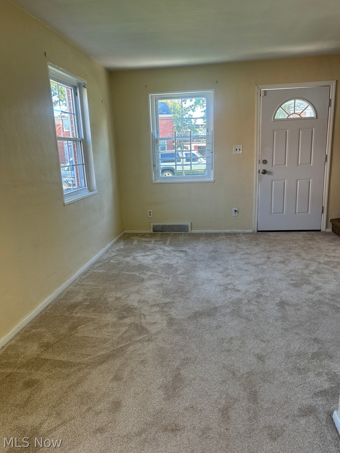 471 Clearview Drive Euclid OH 44123