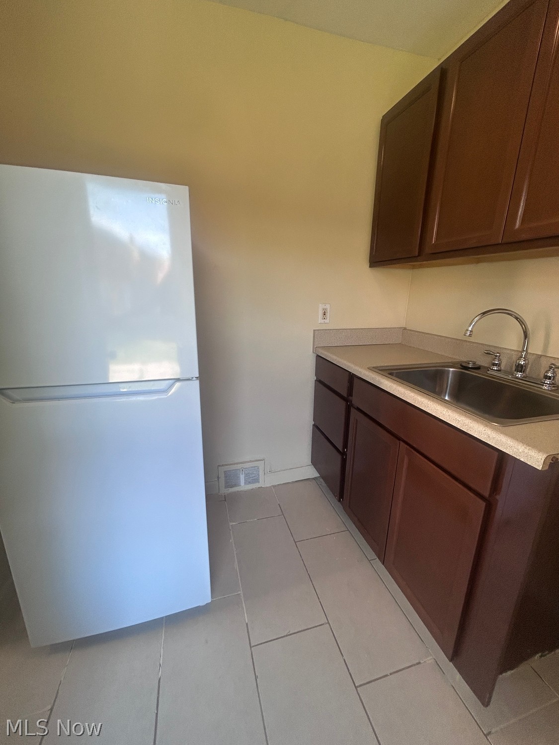 471 Clearview Drive Euclid OH 44123