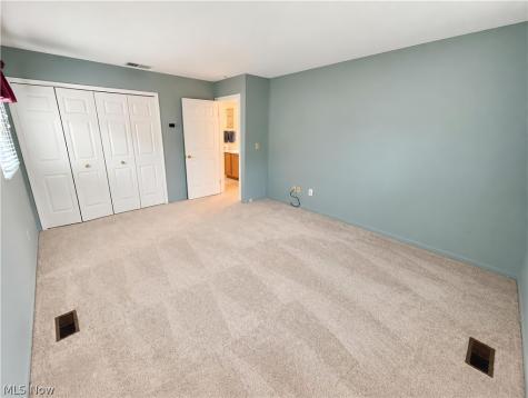 5234 Liberty Lane Willoughby OH 44094