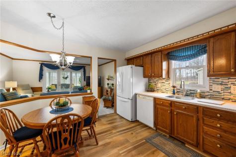 16406 Logan Court Strongsville OH 44136