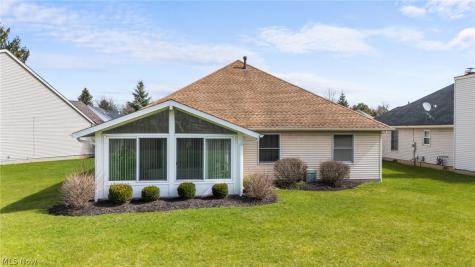 16406 Logan Court Strongsville OH 44136