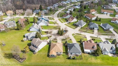 16406 Logan Court Strongsville OH 44136