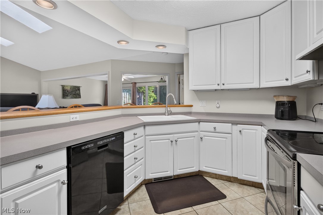 5242 Parkhurst Drive Sheffield Village OH 44054