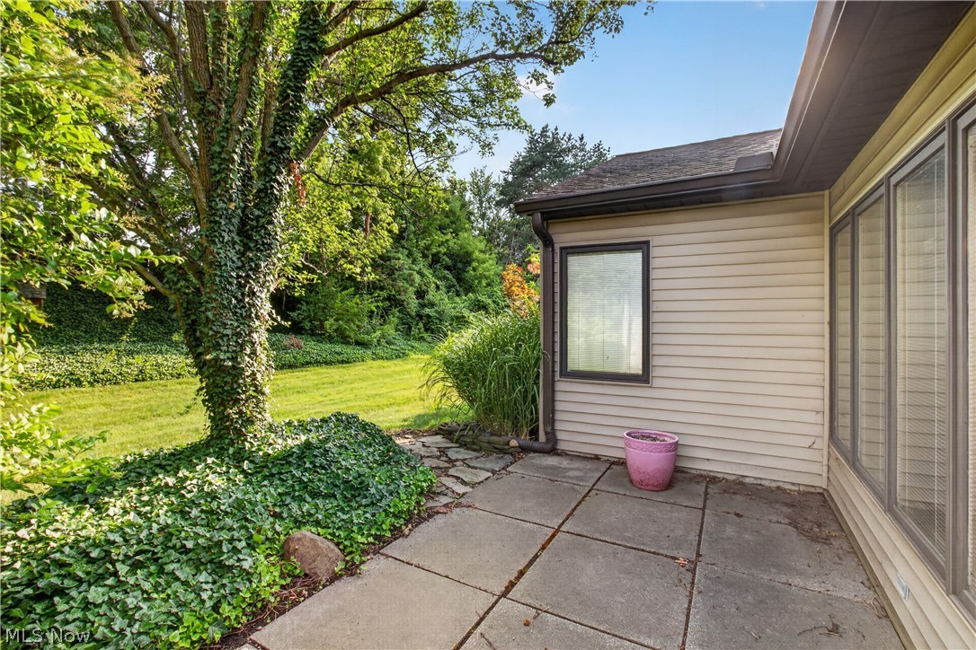 5242 Parkhurst Drive Sheffield Village OH 44054