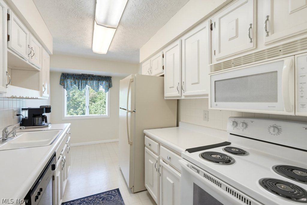 520 Meredith Lane Cuyahoga Falls OH 44223