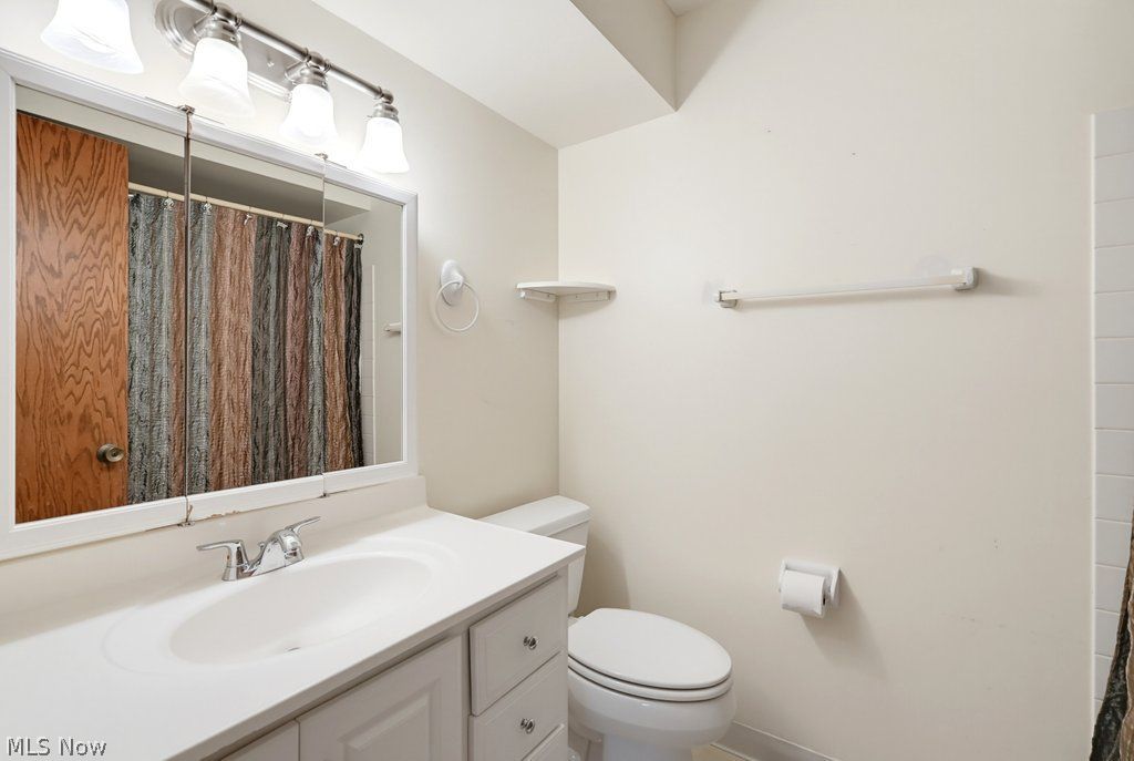 520 Meredith Lane Cuyahoga Falls OH 44223