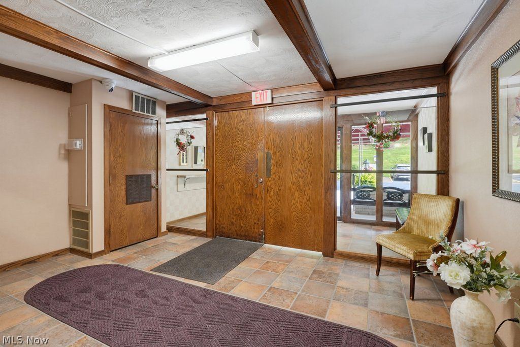 520 Meredith Lane Cuyahoga Falls OH 44223