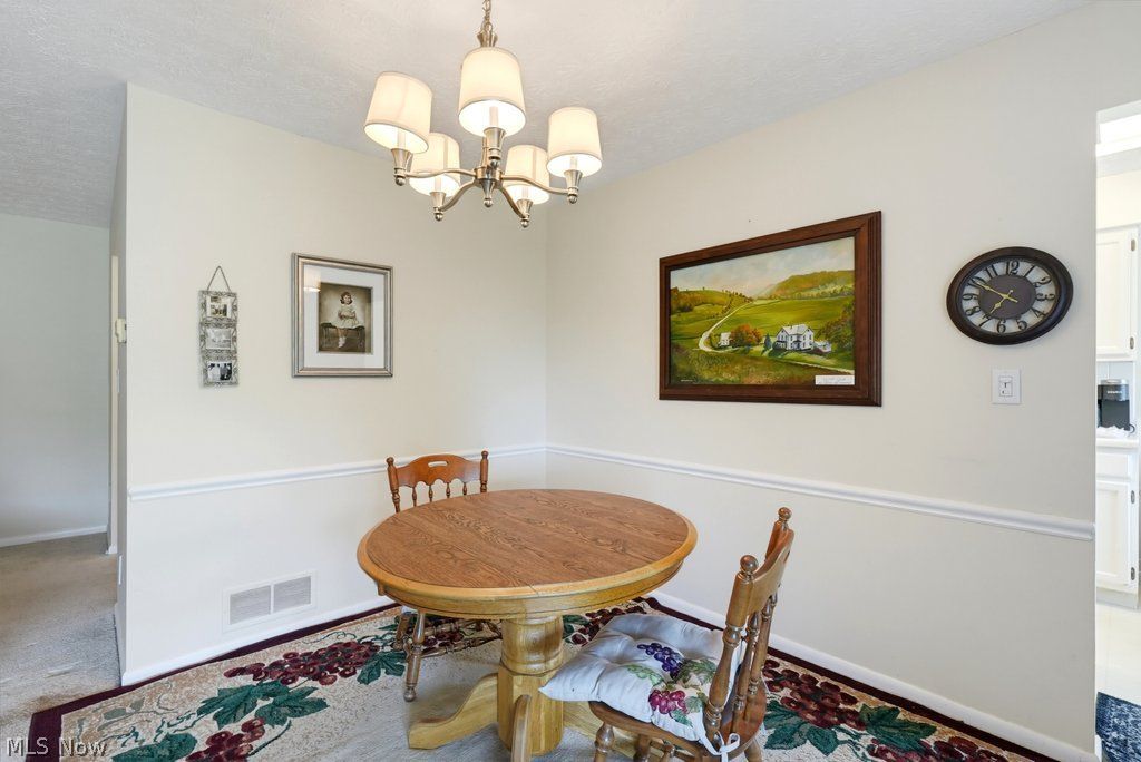 520 Meredith Lane Cuyahoga Falls OH 44223