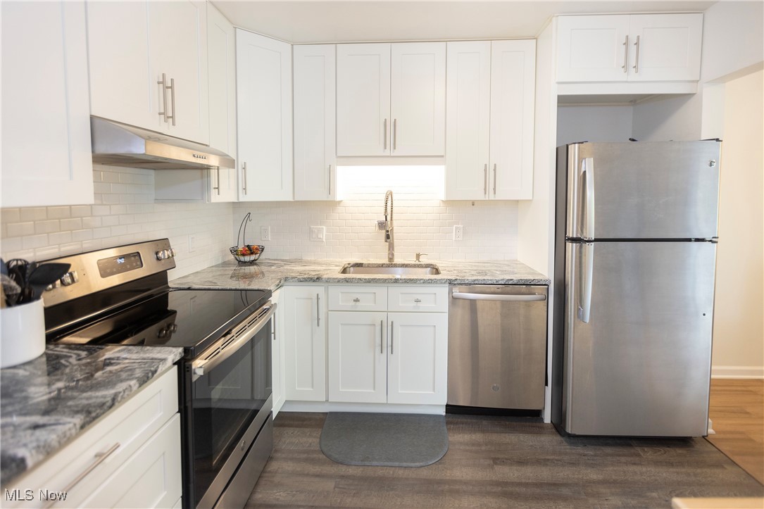 18501 Hilliard Boulevard Rocky River OH 44116