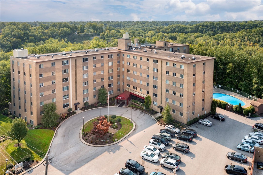 18501 Hilliard Boulevard Rocky River OH 44116