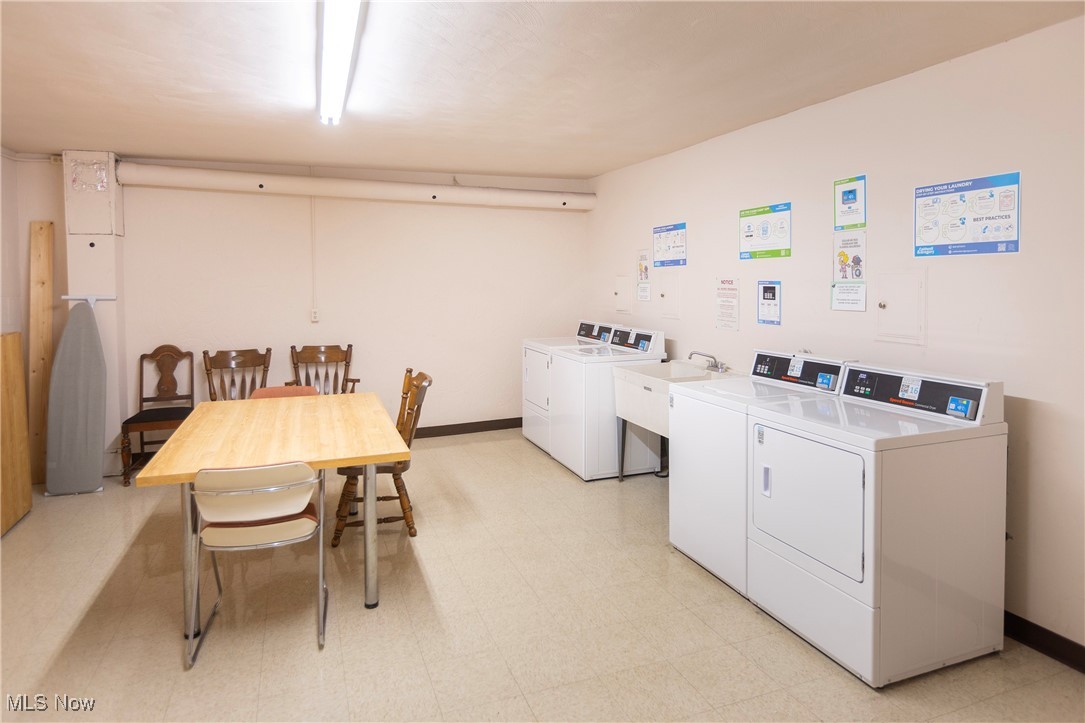 18501 Hilliard Boulevard Rocky River OH 44116