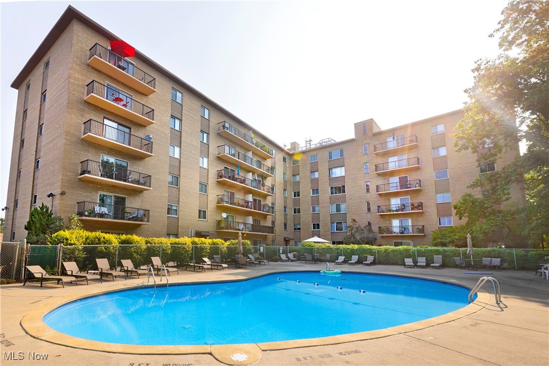 18501 Hilliard Boulevard Rocky River OH 44116