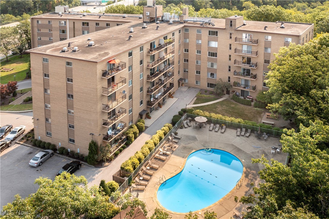 18501 Hilliard Boulevard Rocky River OH 44116