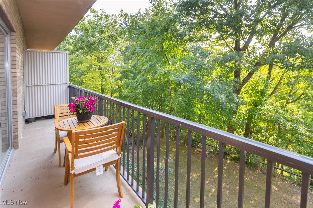 18501 Hilliard Boulevard Rocky River OH 44116