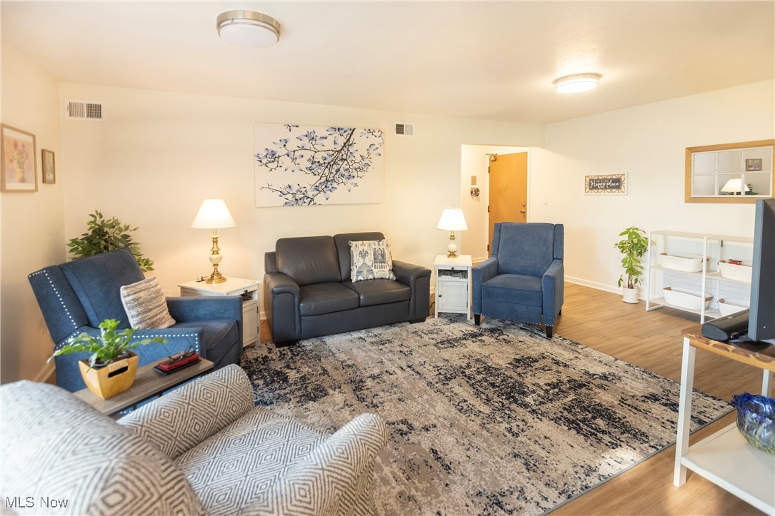 18501 Hilliard Boulevard Rocky River OH 44116