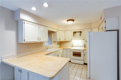 600 Hilltop Terrace Tallmadge OH 44278