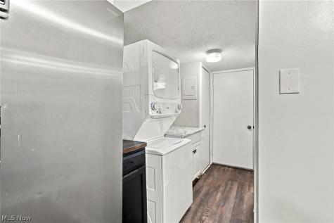 5570 Barton Road North Olmsted OH 44070
