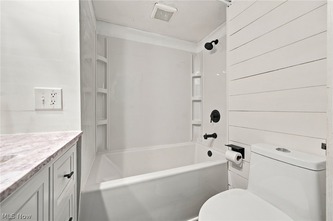 5570 Barton Road North Olmsted OH 44070