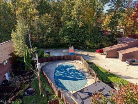 5570 Barton Road North Olmsted OH 44070