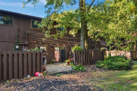 5570 Barton Road North Olmsted OH 44070