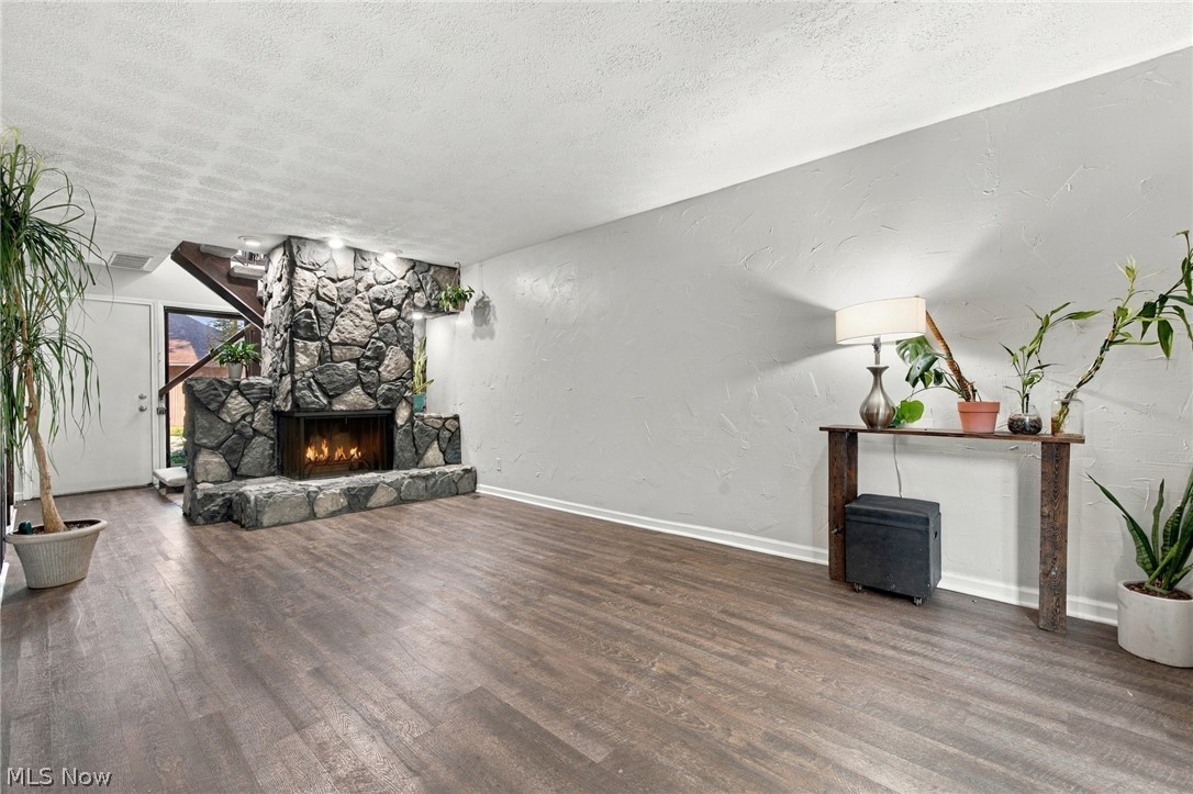 5570 Barton Road North Olmsted OH 44070