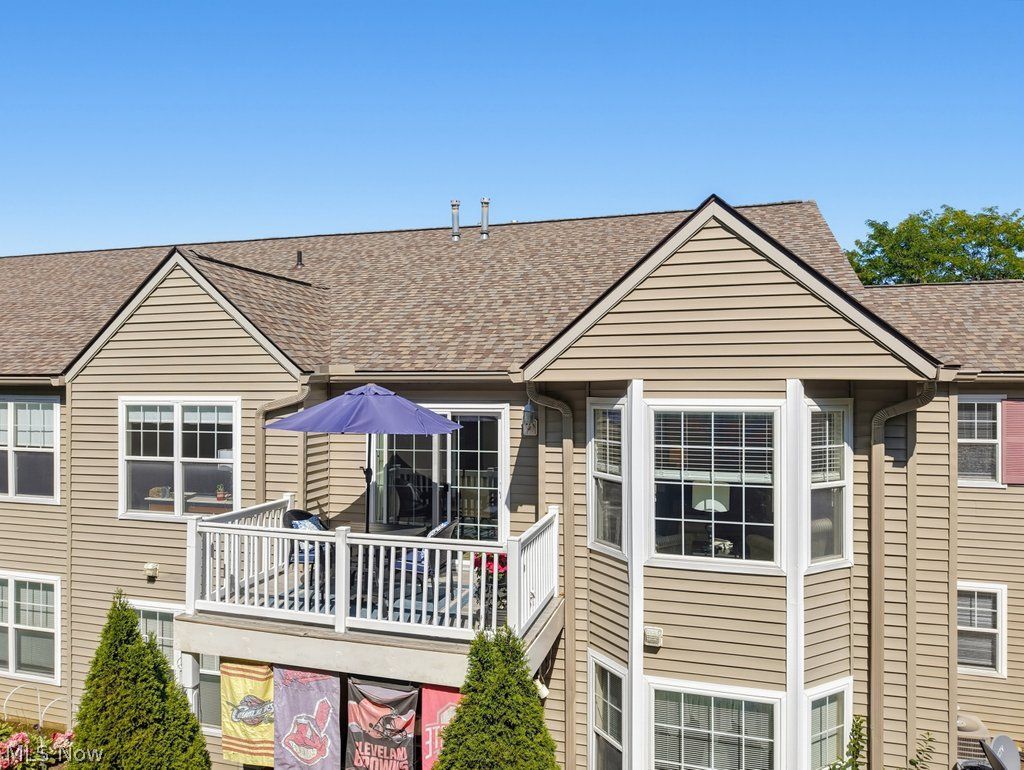 1005 Canyon View Road Sagamore Hills OH 44067