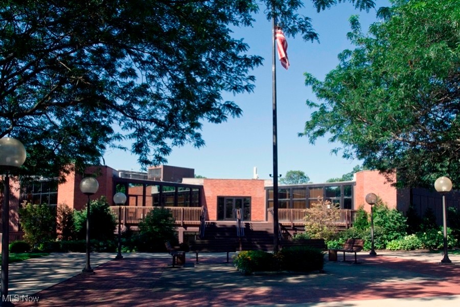 842 Arboretum Circle Northfield OH 44067