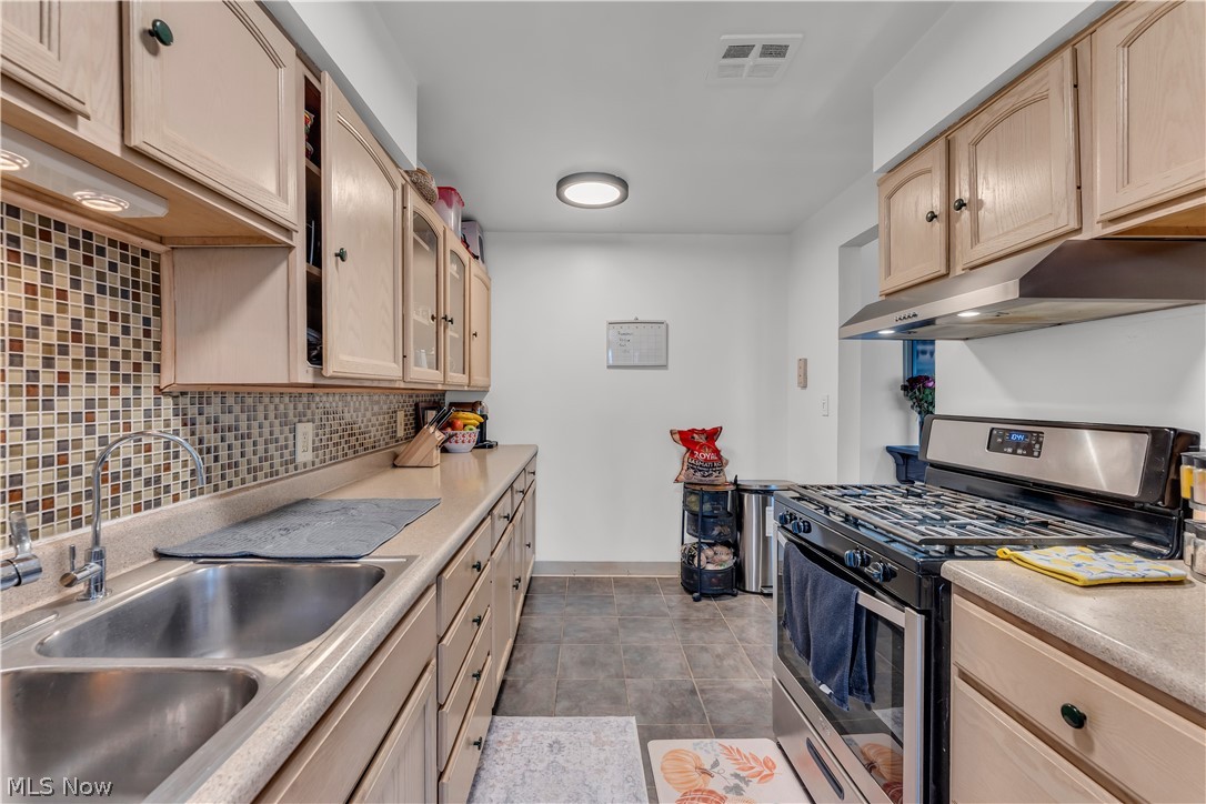12900 Lake Avenue Lakewood OH 44107