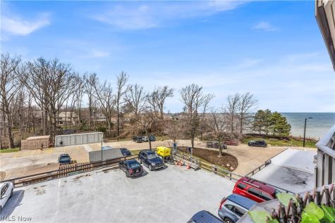 12900 Lake Avenue Lakewood OH 44107