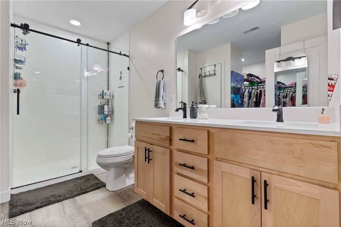 1013 Sycamore Lane Millersburg OH 44654