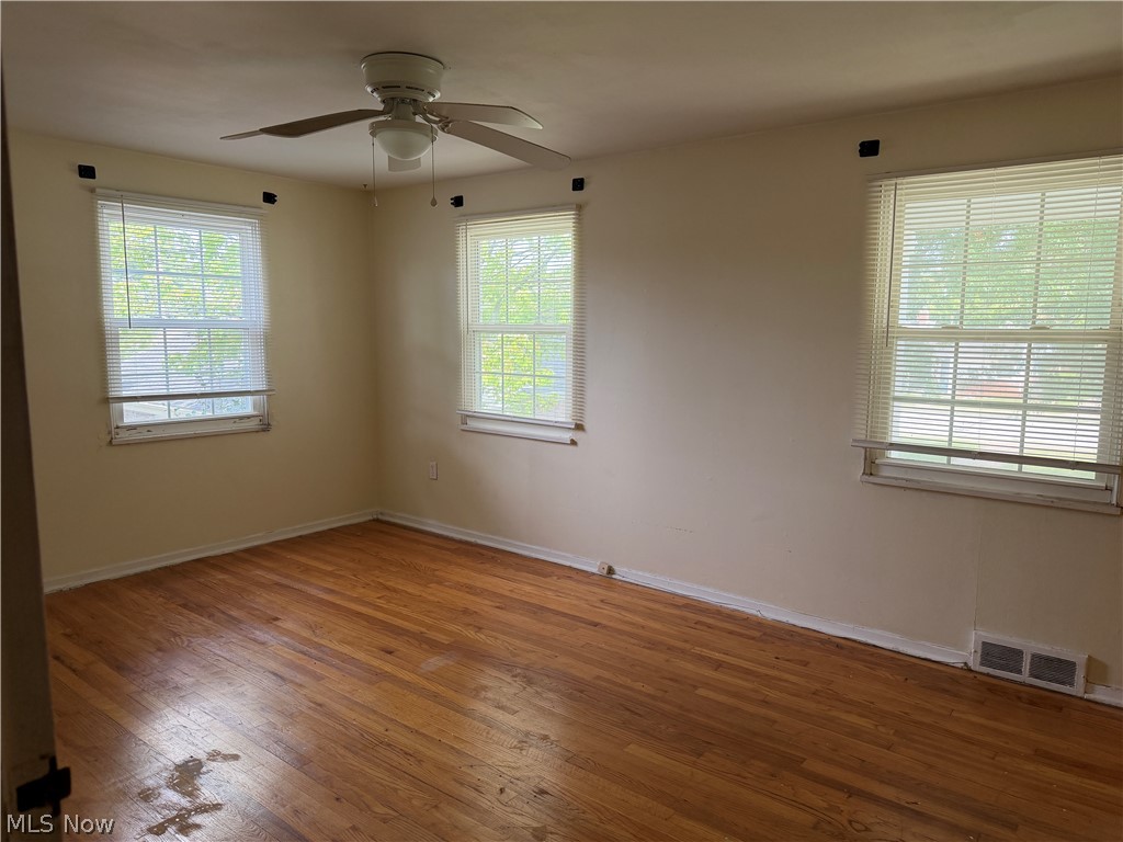 294 E 235th Street Euclid OH 44123
