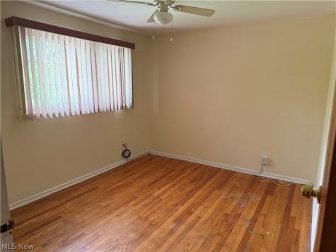 294 E 235th Street Euclid OH 44123